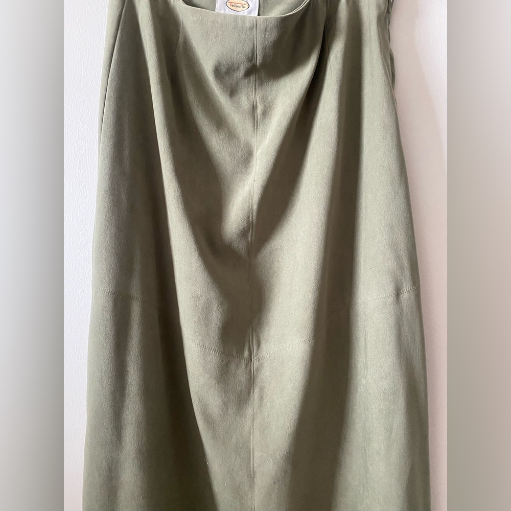 Y2K Talbots Stretch Mid-Rise Suede Floral Perforated Hem Maxi Skirt in Sage - Picture 7 of 10